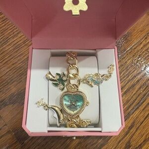 Juicy coutureGold and Green Heart Charm Bracelet